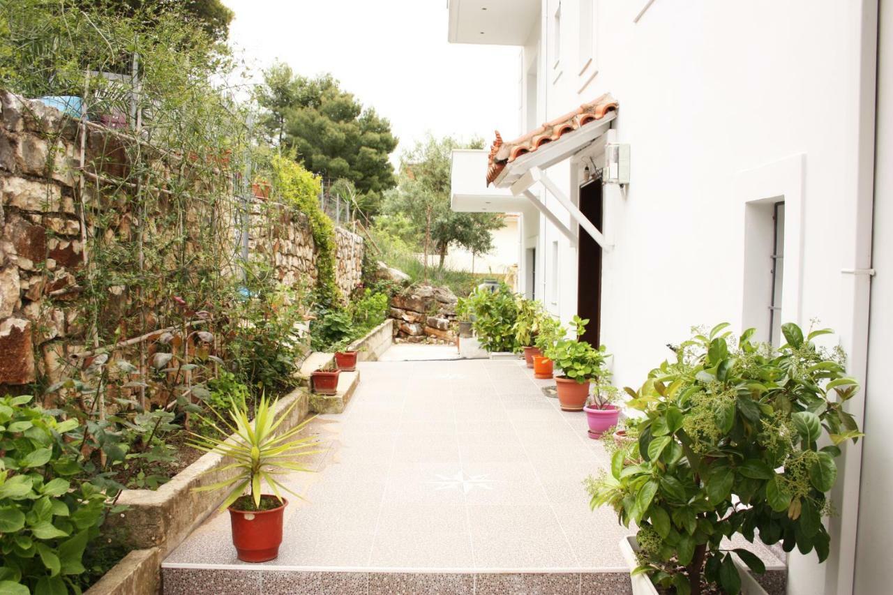 Alexandra'S Apartments Saranda Dış mekan fotoğraf