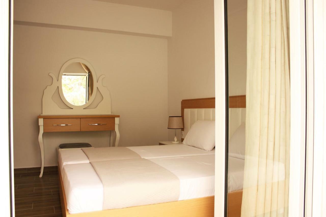 Alexandra'S Apartments Saranda Dış mekan fotoğraf