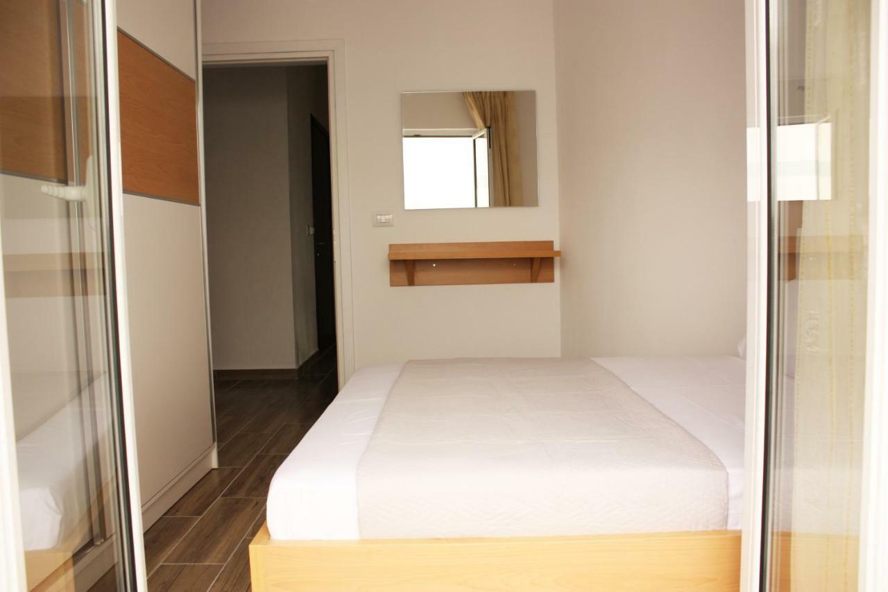 Alexandra'S Apartments Saranda Dış mekan fotoğraf