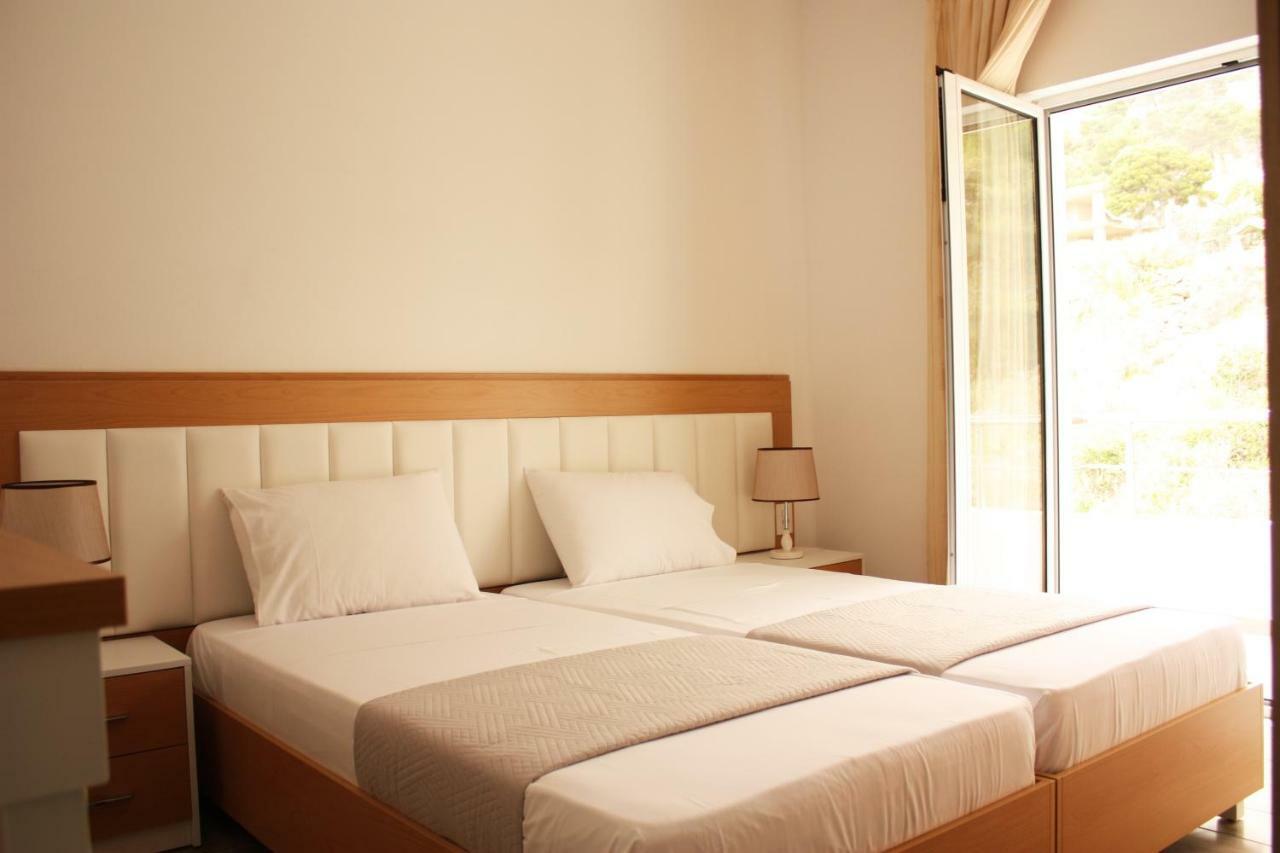 Alexandra'S Apartments Saranda Dış mekan fotoğraf